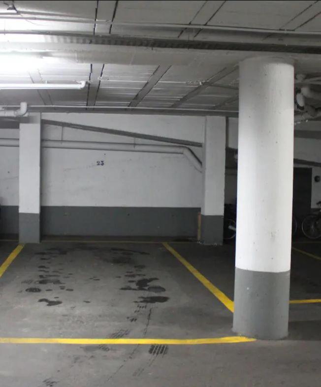 Monkeys Apartments Lumbreras Deluxe Севиля Екстериор снимка