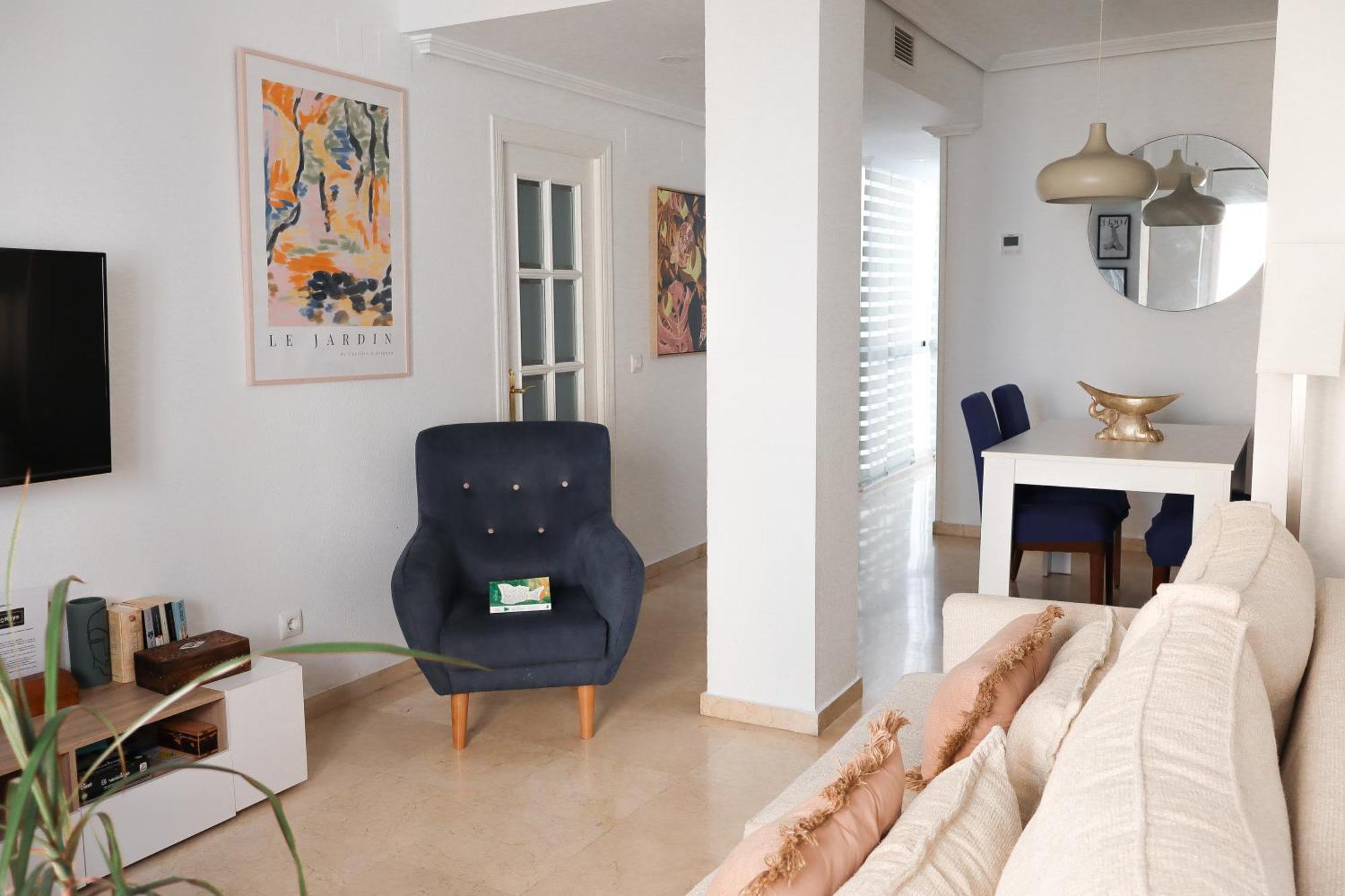 Monkeys Apartments Lumbreras Deluxe Севиля Екстериор снимка